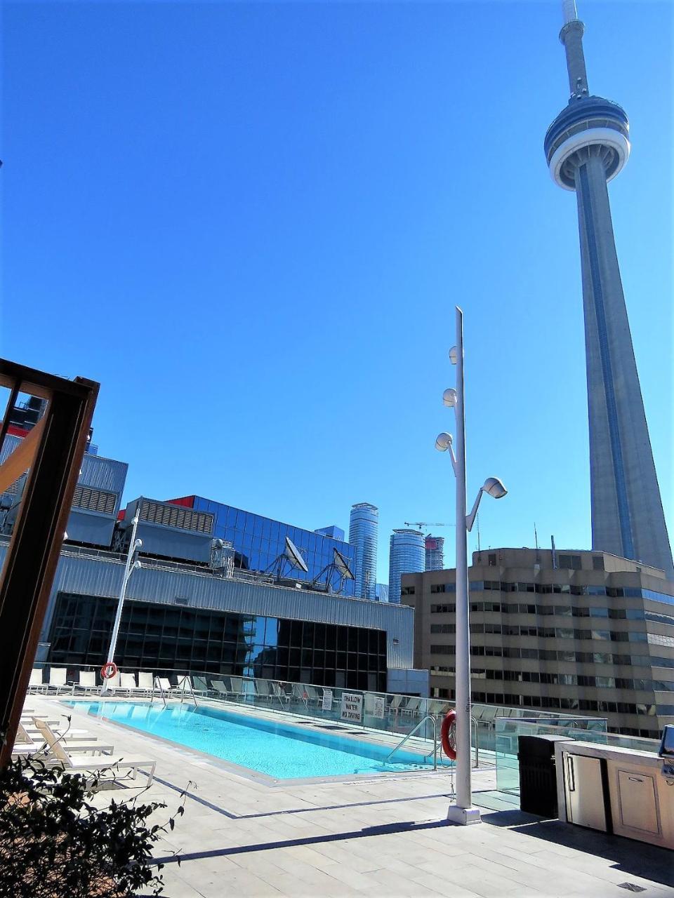 Upscale Suite At Cn Tower, Metro Convention & Rogers Centre Toronto Exterior foto
